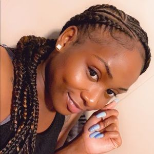 Meet your Posher, Alexus